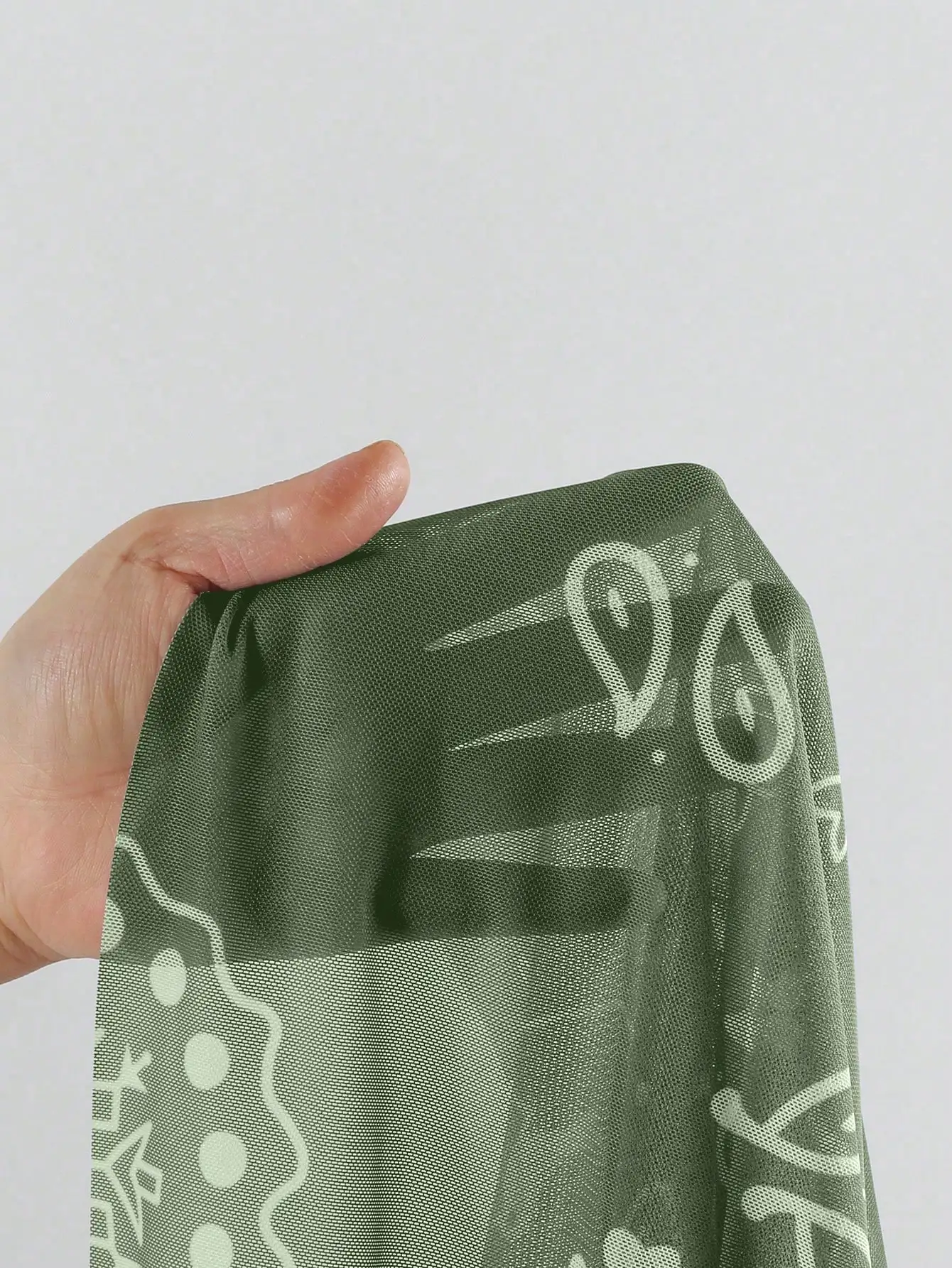 

Women Summer Beach Bikini Set With Printed Sarong Cover Up