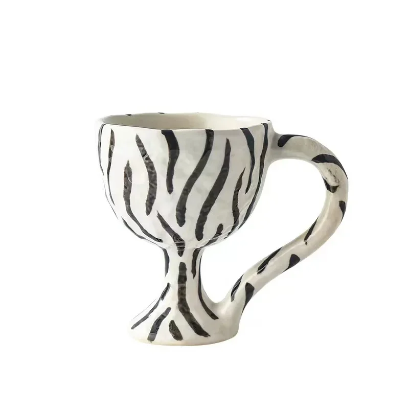 

Handmade ceramic wine glass hand-squeezed cup snack cup retro dessert ice cream cup niche decorative goblet