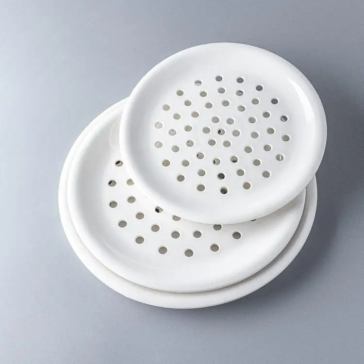 

Креативная керамическая пористая тарелка для приготовления на пару, белая сливная тарелка, ресторанная тарелка для приготовления морепродуктов, бытовой лоток для приготовления на пару, пароварки