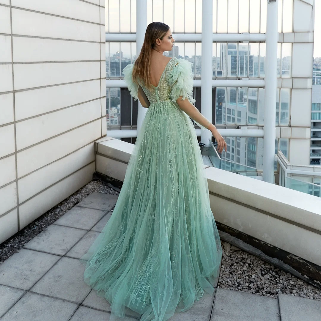 Tulle Sequins V-neck A-line Prom Dresses Illusion Long Sleeve Ruffles Pleats Party Dress Sparkly Backless Long Evening Gowns