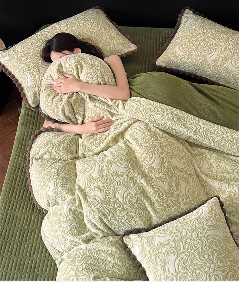 Carved Velvet Winter Thickened 4pcs Bedding Sets Hair Ball  Warm Quilt Cover Bedspread for Women Bedroom Decor
