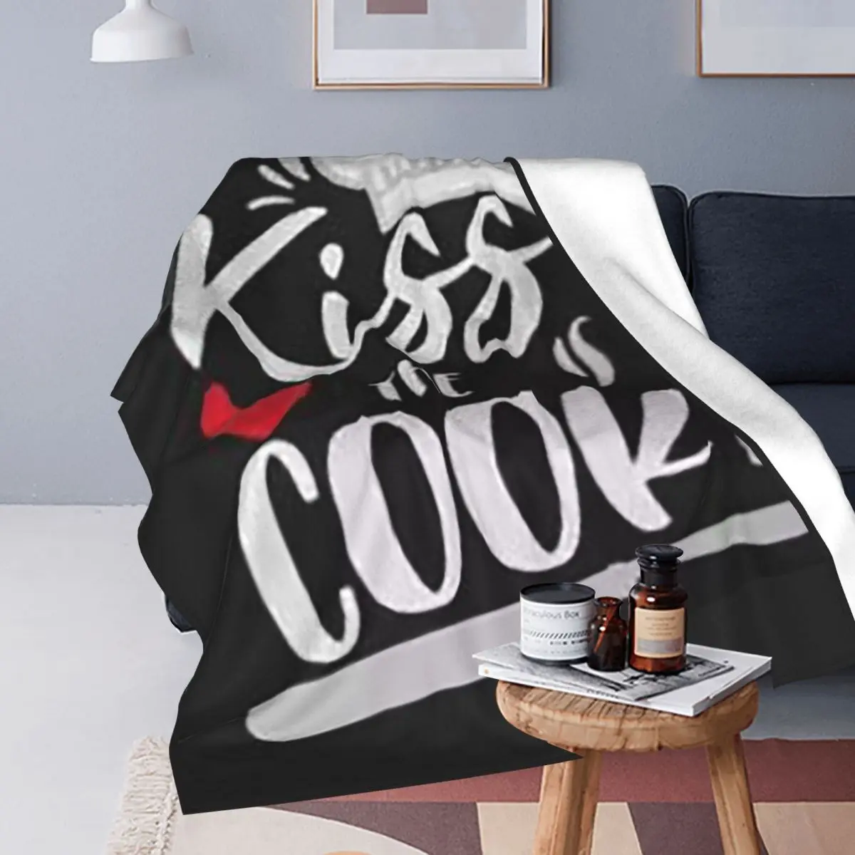 Kiss The Cook Funny Blanket Soft Warm Flannel Throw Blanket Bedding for Bed Travel Home Sofa