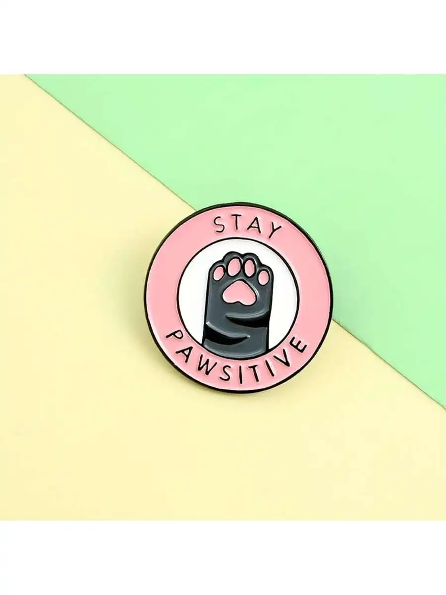 STAY POSITIVE Animal Badge High End Pink Women Lady Girl Cat Kitten Paw Claw Brooch Label Pins Cartoon Deco Jewelry Accessories