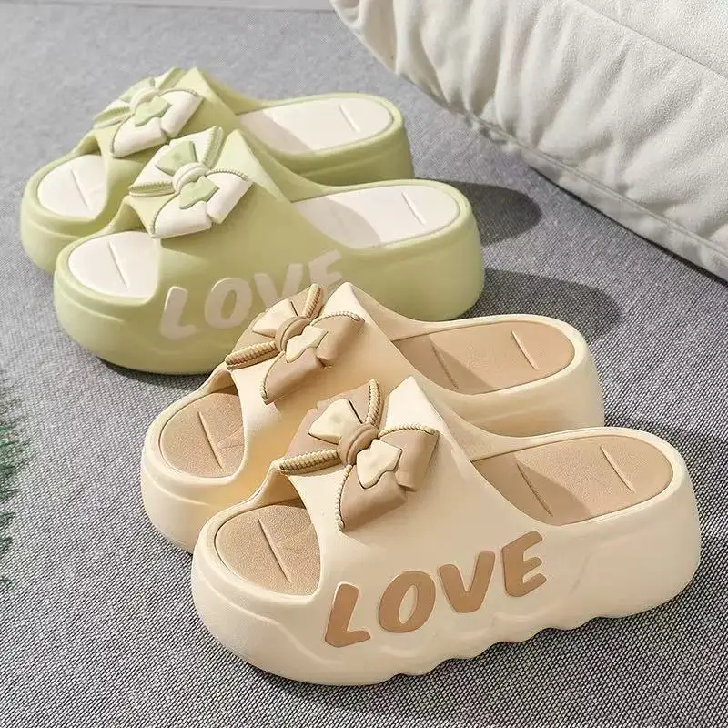 Women Non Slip Elevated Slippers New White Thick Sole EVA Slipper Women Fashion Home Platform Slippers for Summer Outwear Sandal