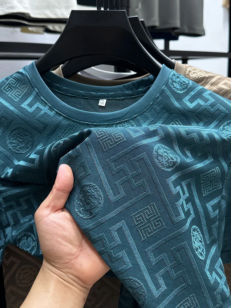 Exquisite Design Brand Summer Classic Threaded Fabric Breathable Round Neck T-shirt for Men's Sports Simple and Comfortable Top