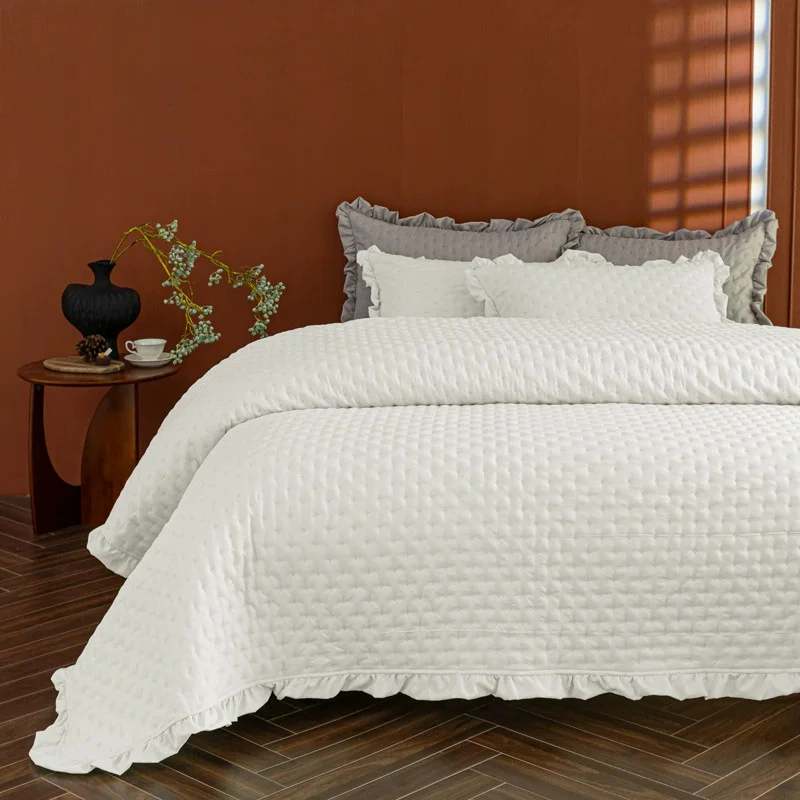 Quilted Bedspread on the Bed Ruffles Summer Quilt Set Queen Size Solid Comforter Blanket Coverlet Soft Cubrecam Bed Cover Colcha