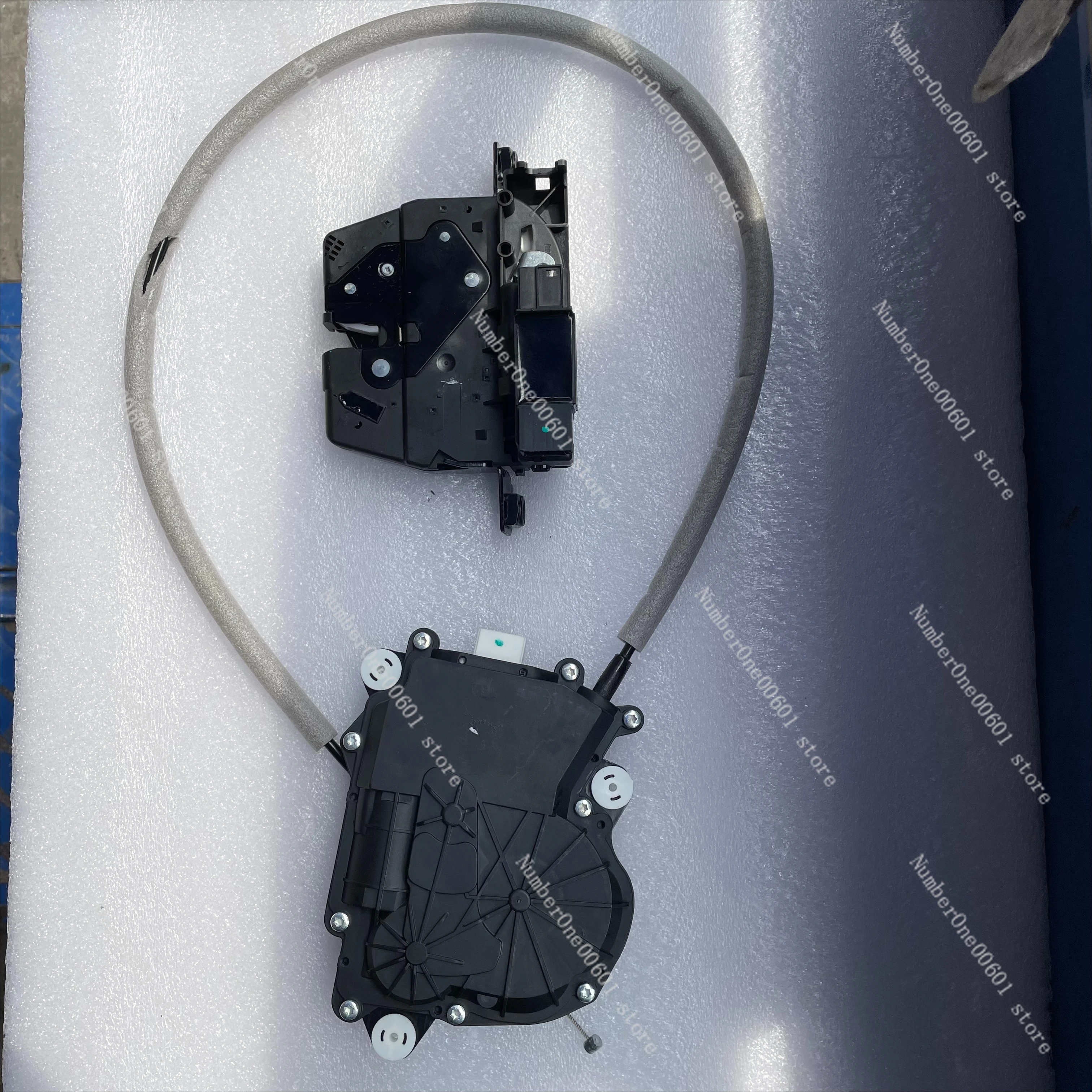 

Tailgate Lock Machine, Trunk Lock Block, Trunk Lock for BMW 520 535 730 740 X1 X3 X5