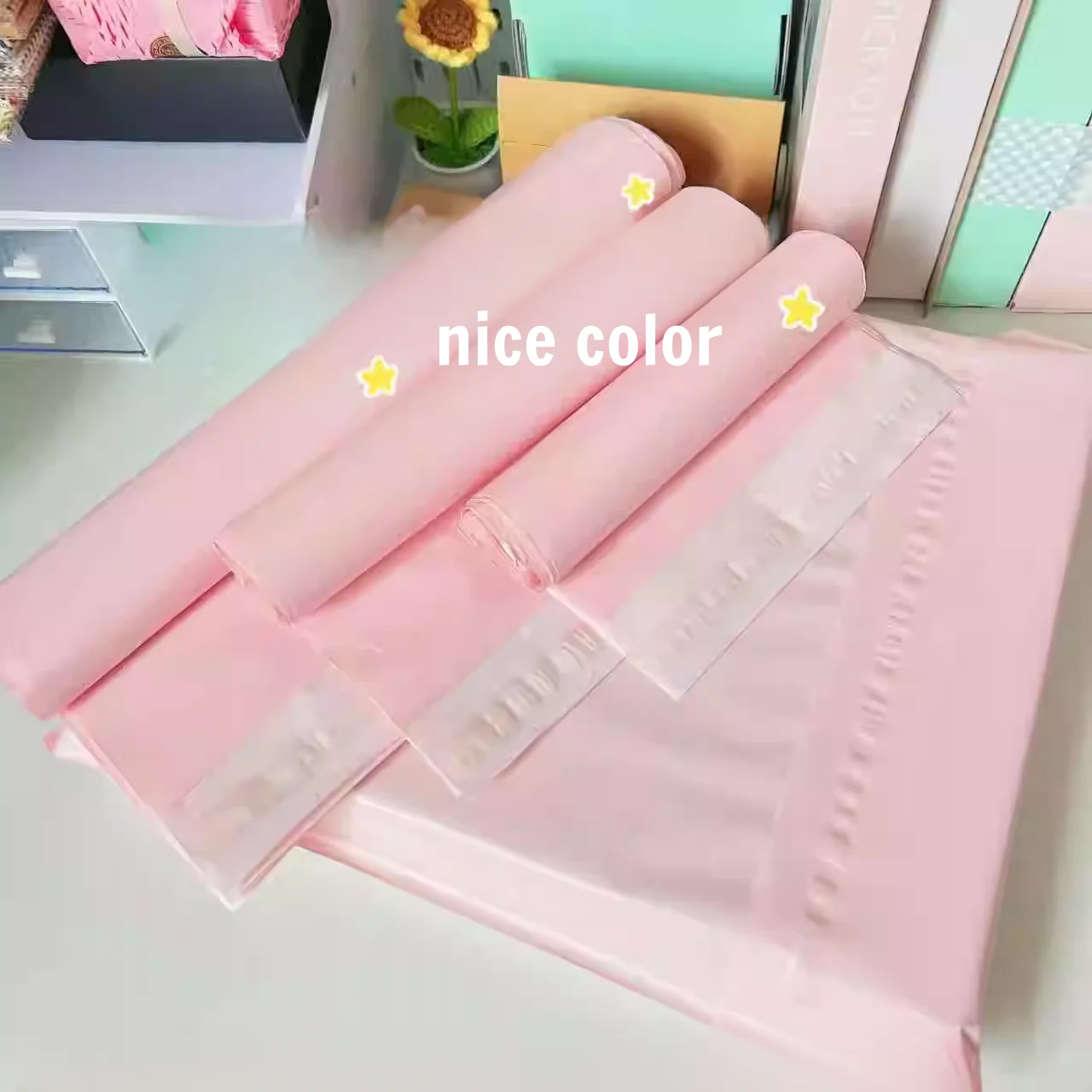 

Shipping Bags for Business Packing Express Poly Bags Waterproof Parcel Mailers Light Color