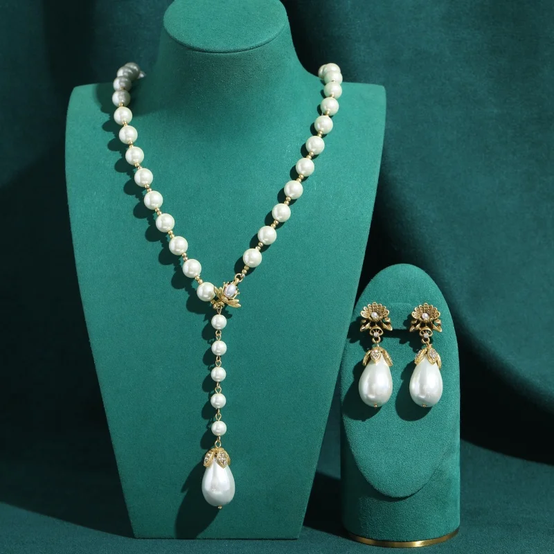 set-di-gioielli-con-pendente-di-perle-barocche-vintage-collana-e-orecchini-a-goccia-regali-retro-classici-di-marca-tendenze-2026