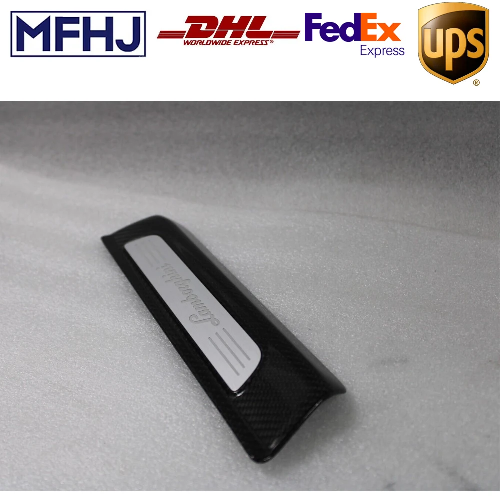 

Carbon Fiber RH Rear Door Step Plate For Carbon Fiber P/N 4ML853376B Used And In Good Condition