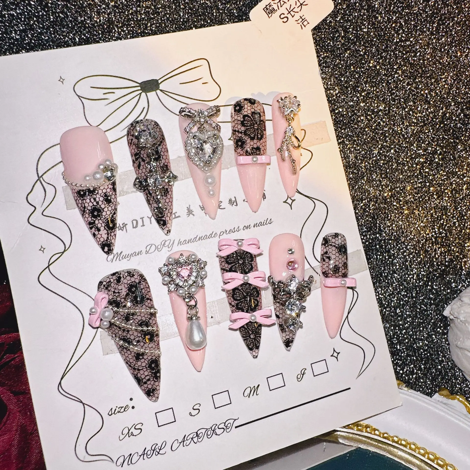 魔法少女レースラインストーンプレスオンネイル、甘くてエッジの効いたロリータスタイルの付け爪、柔軟な樹脂、XS/S/M/L、ロリータ衣装に最適