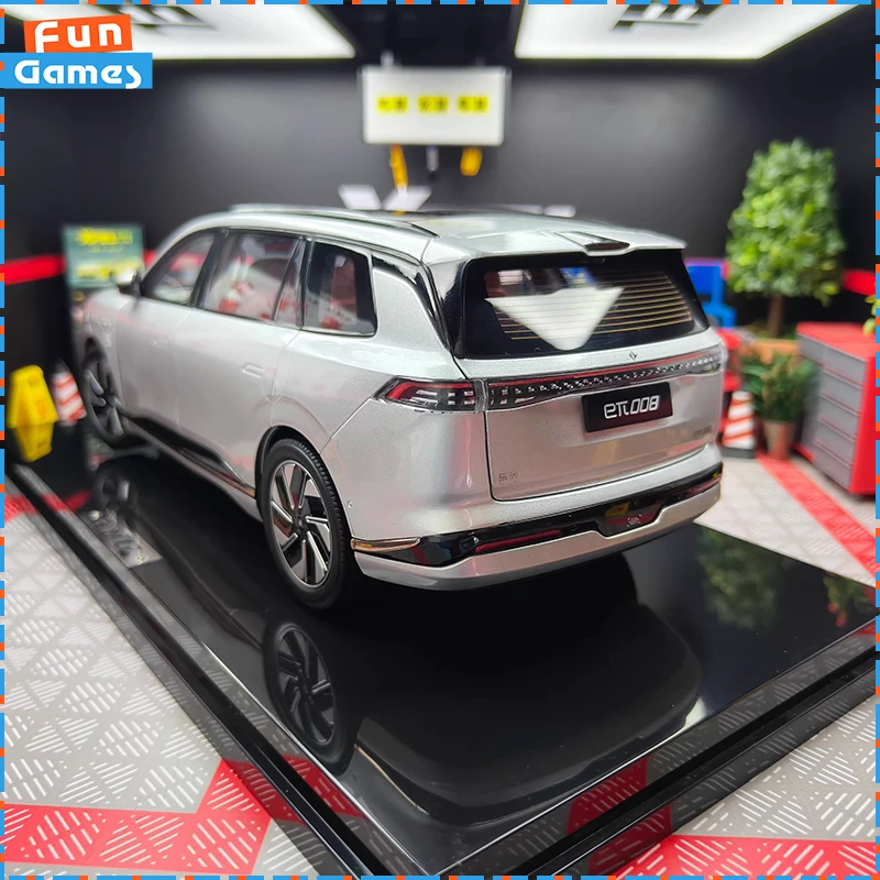 Eπ008 1：18 Scale Original Alloy Car Model Full Open Doors Static Collection Ornament Decoration Gift Model For Car Enthusiasts