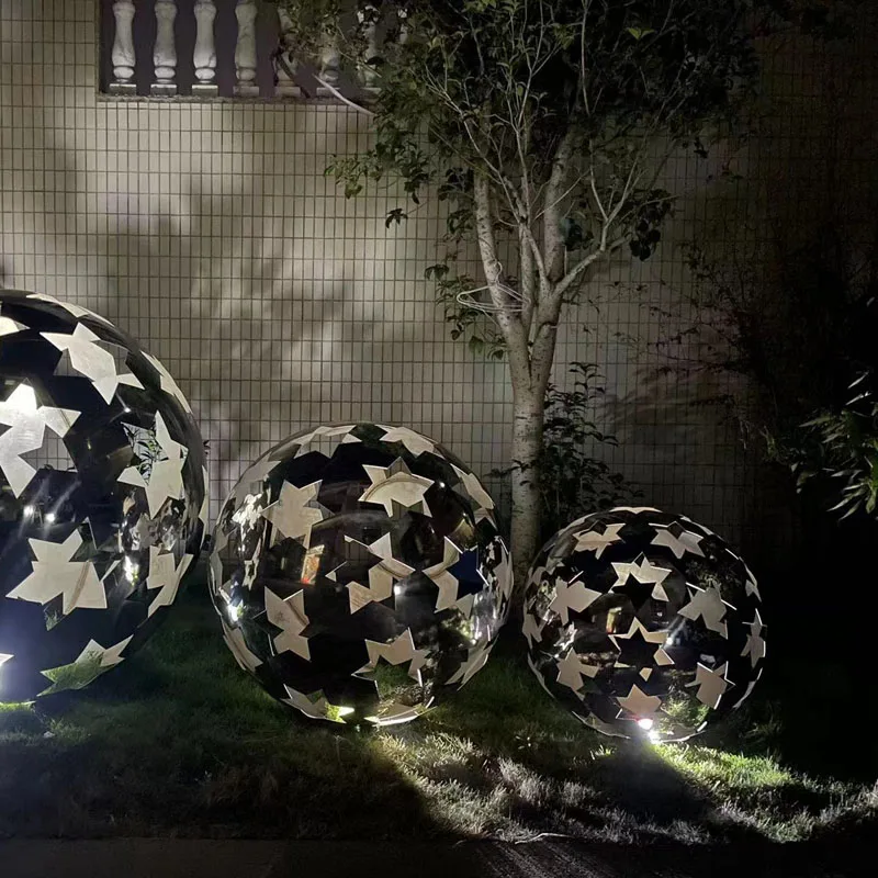 

Wholesale Customized Various Types Engraved Pattern Hollow Stainless Steel Sphere for Garden or Outdoors Decoration Use