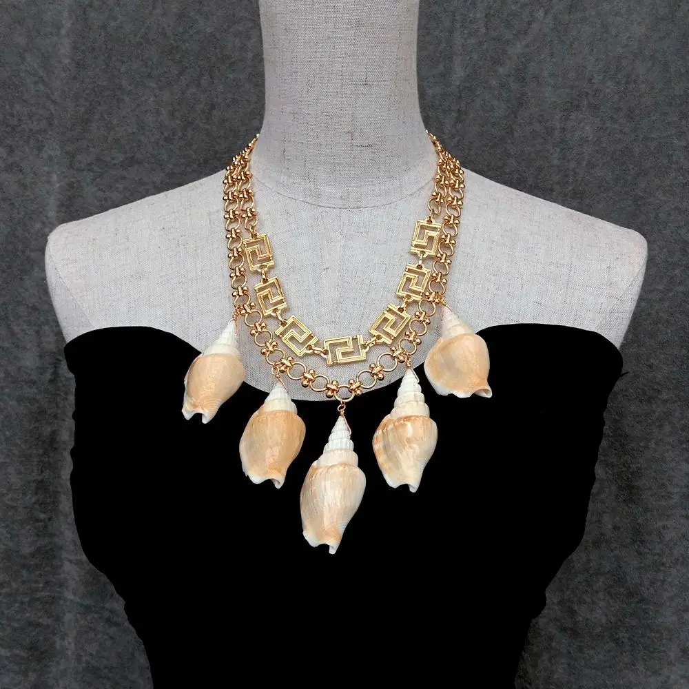 YYGEM 2 Rows 31x69mm Natural Sea Shell Gold Plated Chain Necklace Summer Beach Shell Choker Bohemian Rope Necklace
