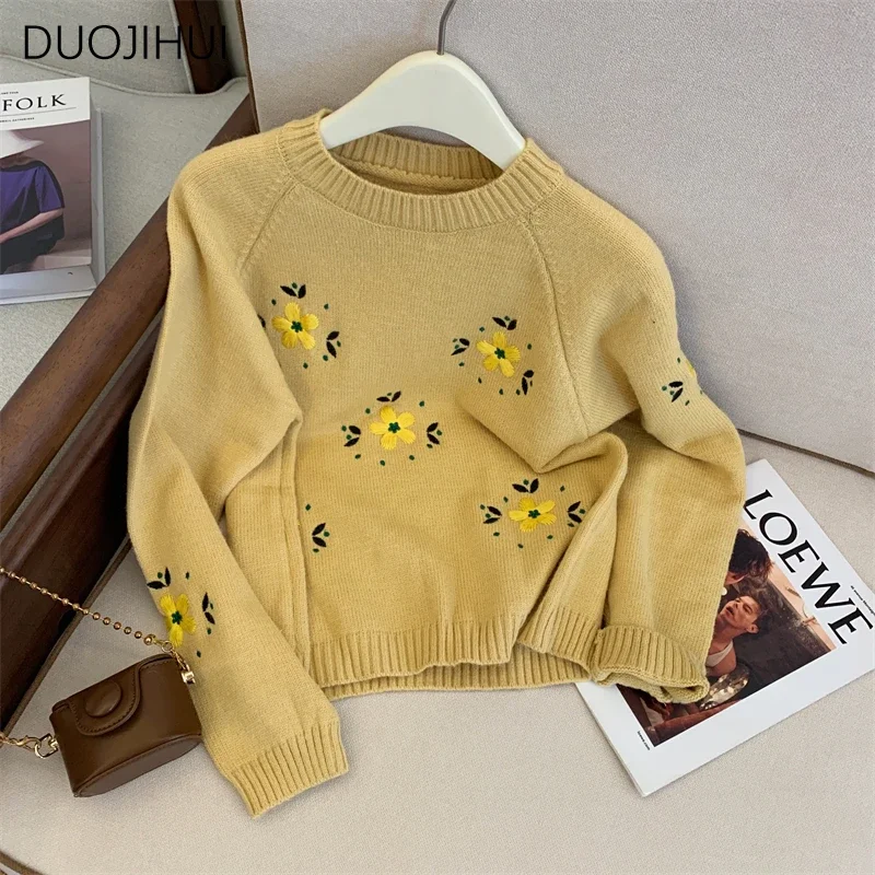 DUOJIHUI Yellow Chic Floral Embroidery Simple Female Pullovers Autumn Solid Color Fashion Casual Knitted Sweater Women Pullovers