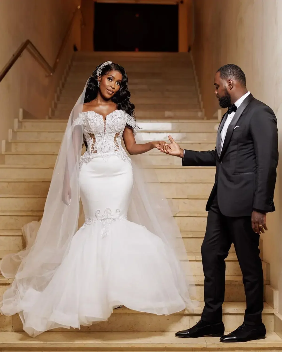 Aangepaste Saoedi-Arabië Kant Zeemeermin Trouwjurk 3d Bloemen Applicaties Off Schouder Plus Size Bruidsjurken Bruid