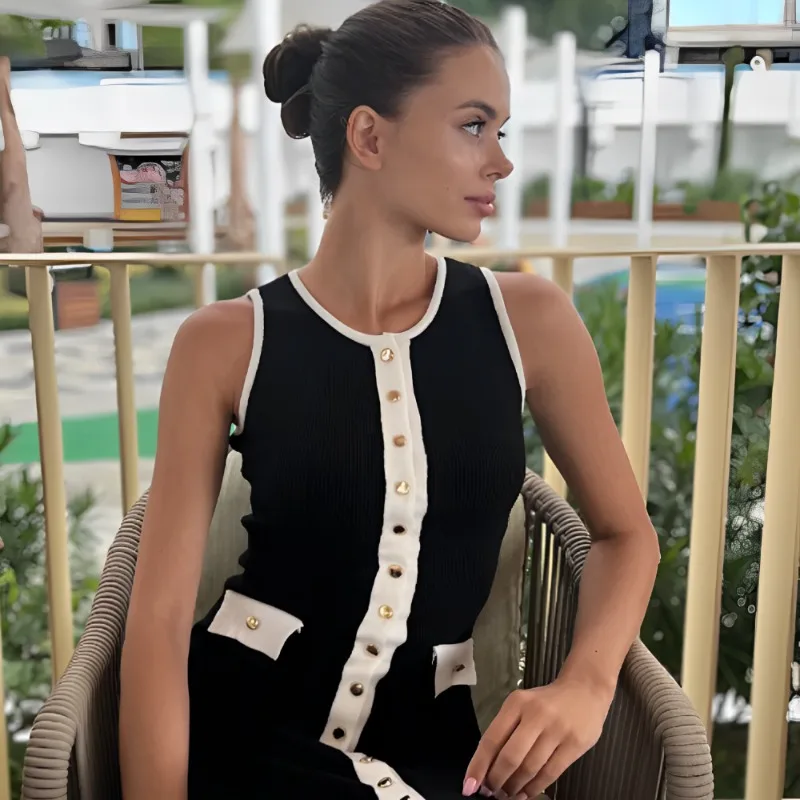 

2025 Spring/Summer New Single breasted Knitted Elegant and Fashionable Sleeveless Dress