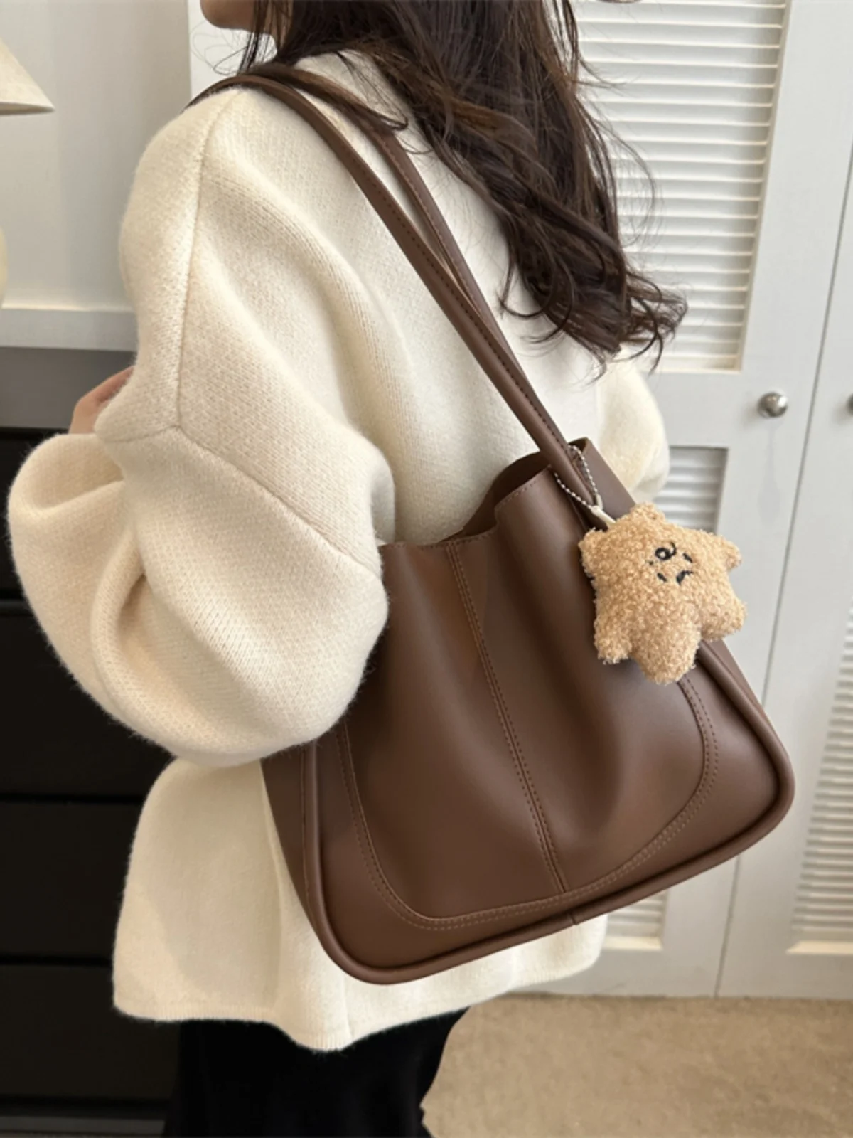 Large Capaci Buet Bag Women's Handbag 2023 New Retro Versatile Single oulder Bag Quali Tote Bag for Work And Commuting