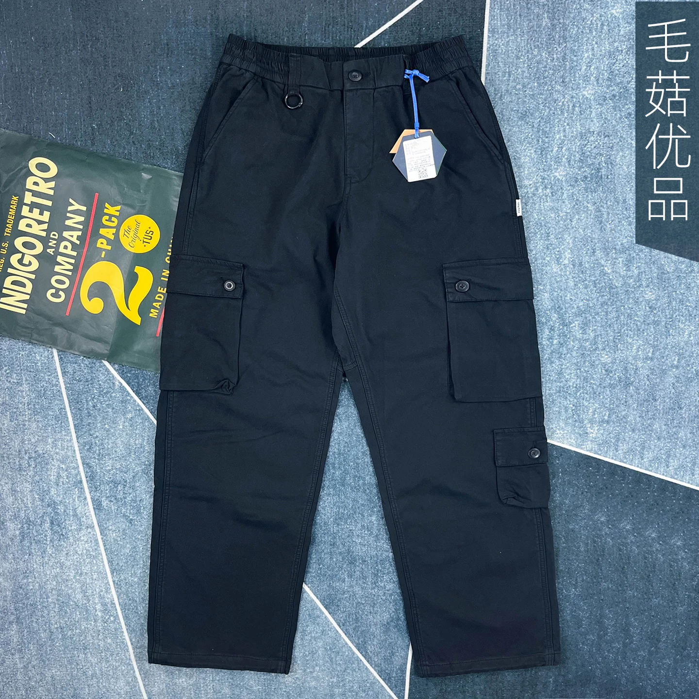 

Men's Fleece-Lined Winter Cargo Pants with Multiple Pockets Casual Style Loose Straight-Leg Trousers for Winter Outdoor Trendy