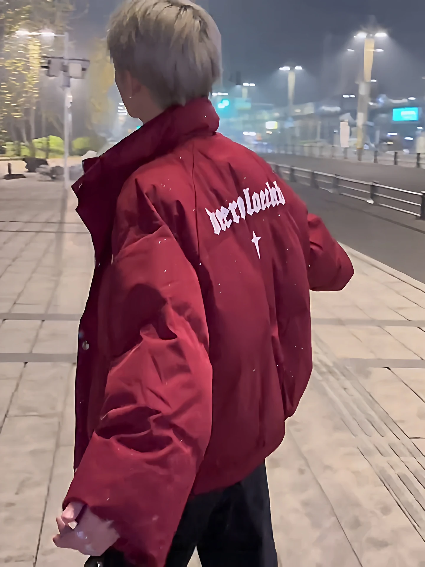 

Red Wine Color Thiened Cotton Jaet Men's Sle Autumn Winter Stand Collar Bread ape Outerwear Faionable Youth Casual