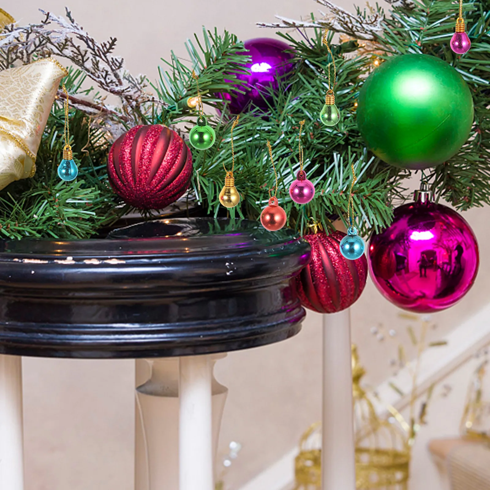 

100Pcs Mini Christmas Light Bulb Ornaments Colorful Plastic Shatterproof Hanging Decorations Xmas Tree Decorations