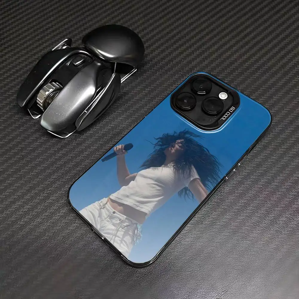 حافظة هاتف Singer L-Lorde V-Virgin لهاتف iPhone 16,15,14,13,12,17,Pro,MAX غطاء أسود غير لامع مقاوم للصدمات