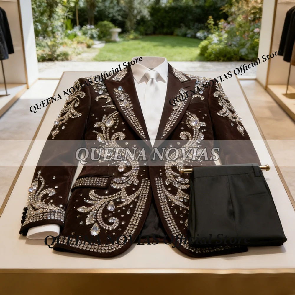 

Brilliant Rhinestone Groom Wedding Suits Single Breasted Prom Blazers Customized Male Party Attire Beads Velvet Terno Masculinos