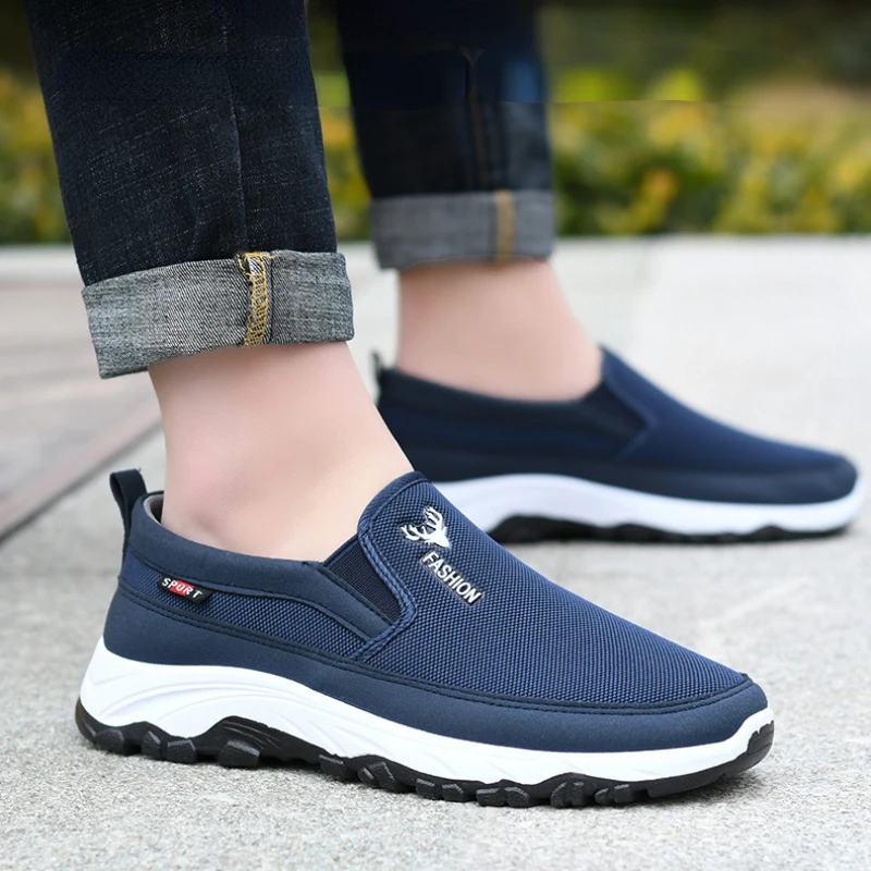 Soft Men Thick-soled Shoes Fashion Men\'s Casual Shoes Breathable Wear-resistant Male Hiking Jogging Slip-on Zapatos Para Hombres