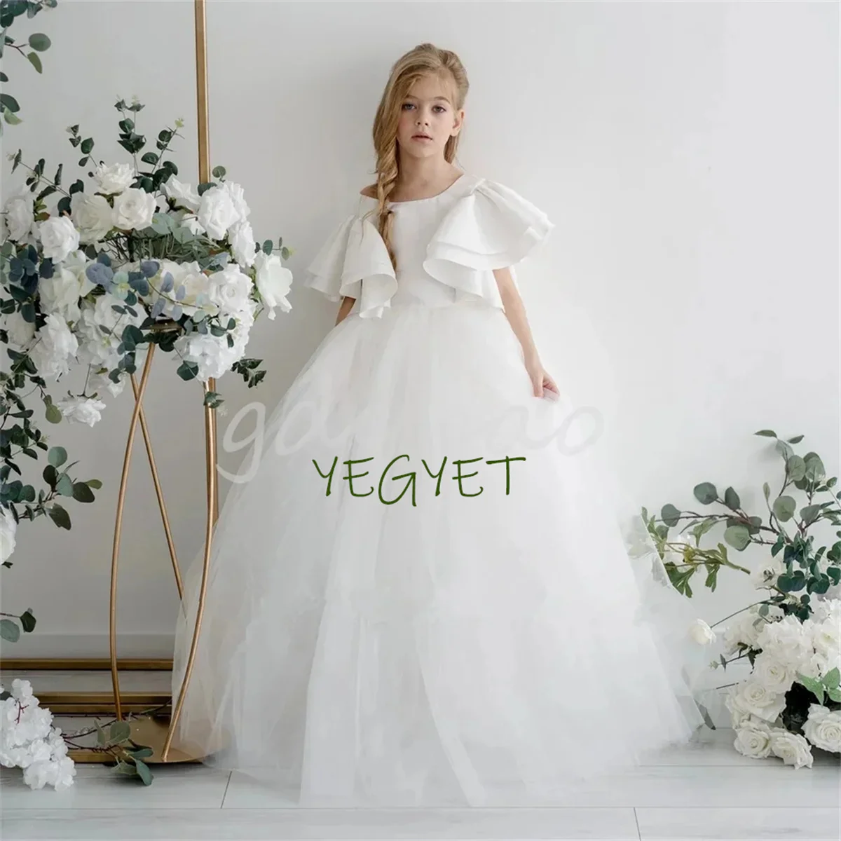 

Simple Flower Girl Dresses High Neck Sleeveless Customize New Arrived Knee Length 2023 First Communion Christmas Gown Winter