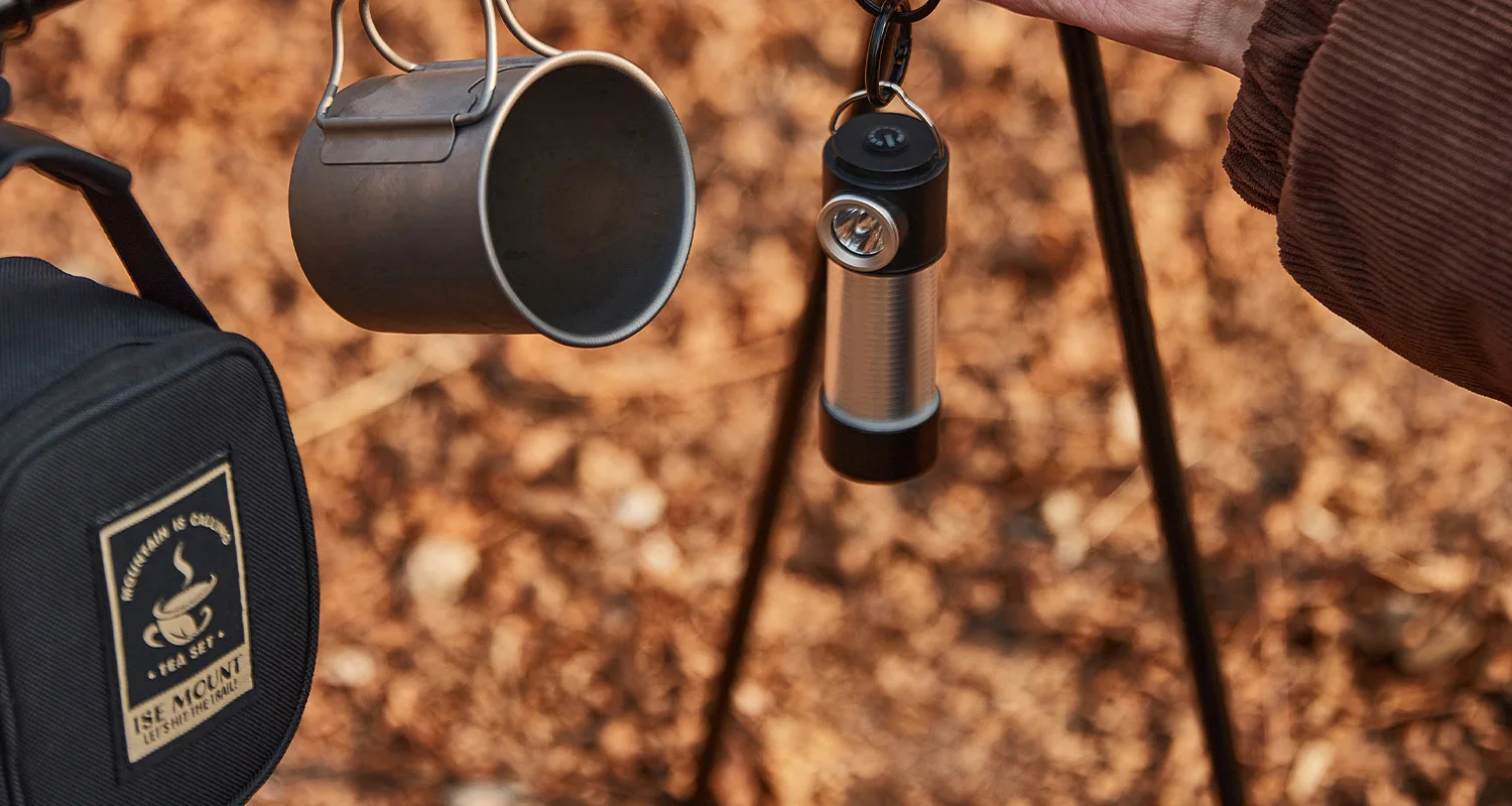 1/4 Stück ausziehbare, einziehbare Schlüsselanhänger-Ausweishalter, robust, mit magnetischem Selbstverriegelungs-Schlüsselring für Herren-Outdoortaschen – Detail 16