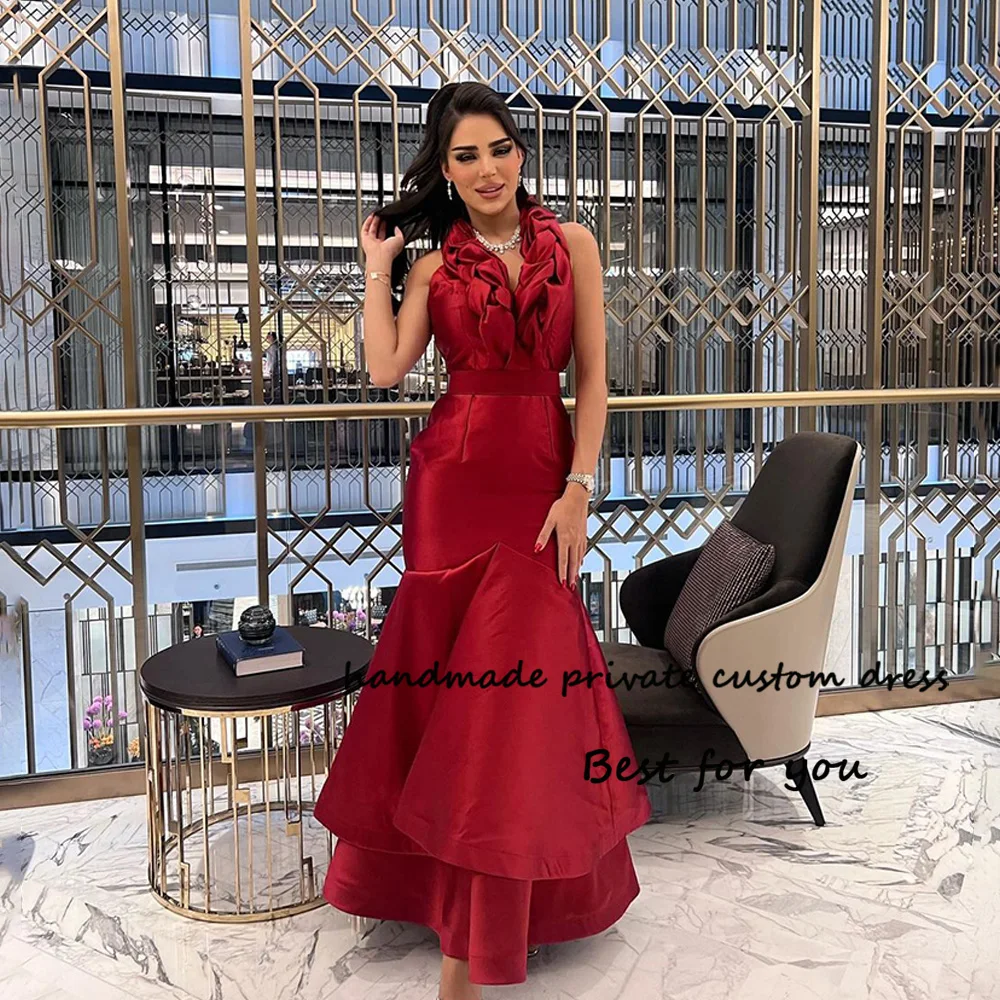 

Burgundy Mermaid Saudi Arabic Evening Dresses Pleats Halter Mono Satin Long Dubai Arabia Formal Prom Party Dress Floor Length