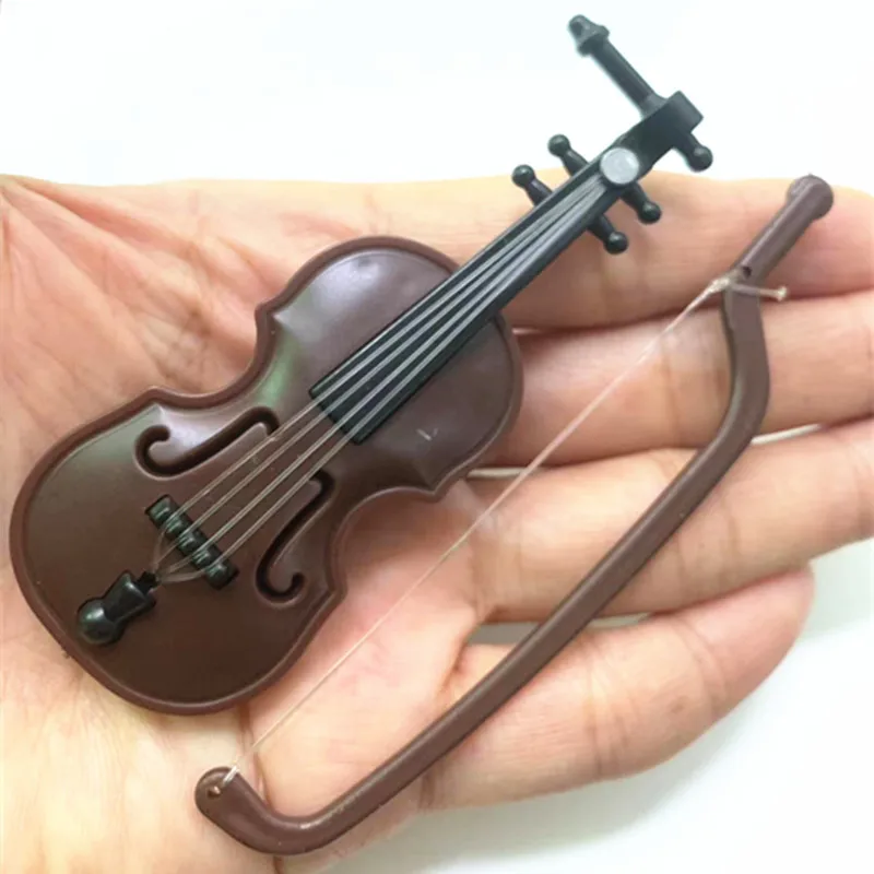 5Pcs Play House Doll Accessories Mini Wooden Violin Miniature Shooting Props Holiday Accessories Small Pendant DIY Decoration