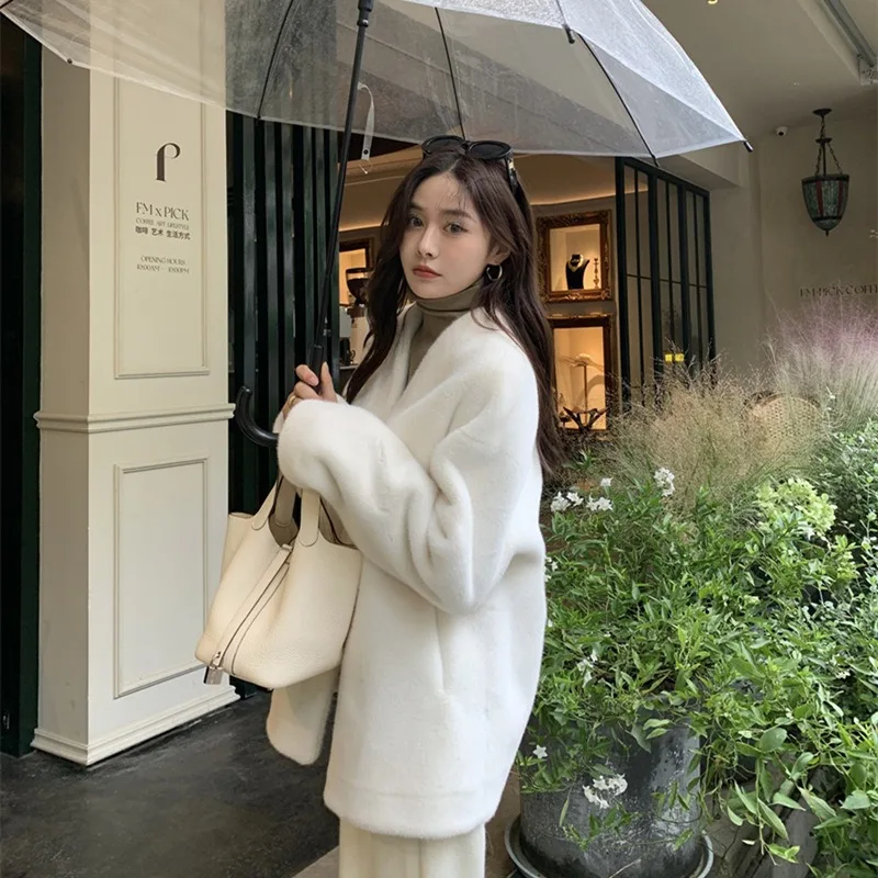 Blouse Coat Outerwear Faux Fur Autumn/Winter Women's Soft Loose-fitting Flattering Warm Elegant Short New Comfortable Minimalist