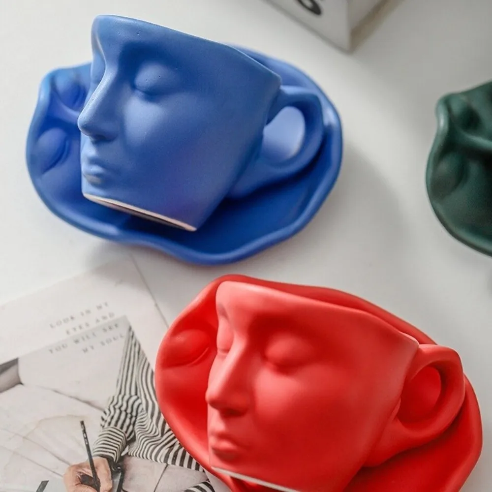 Decorative Face Shape Artistic Ceramic Mug With Tray European Style Coffee Cup Romantic Couple Mug Valentine Present