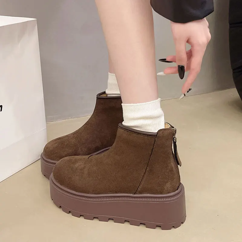 

Утепленные флисовые зимние сапоги для женщин, теплые короткие ботинки на толстой подошве, хлопковые ботинки, новинка 2025 года, модные зимние сапоги
