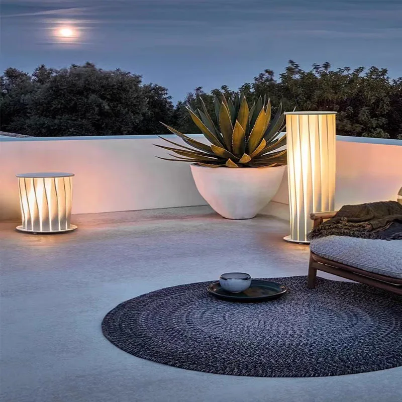 

Outdoor IP65 Waterproof Lawn Light European Modern Designer Villa Garden Park Courtyard Terrace Atmosphere Landscape LED Lamp