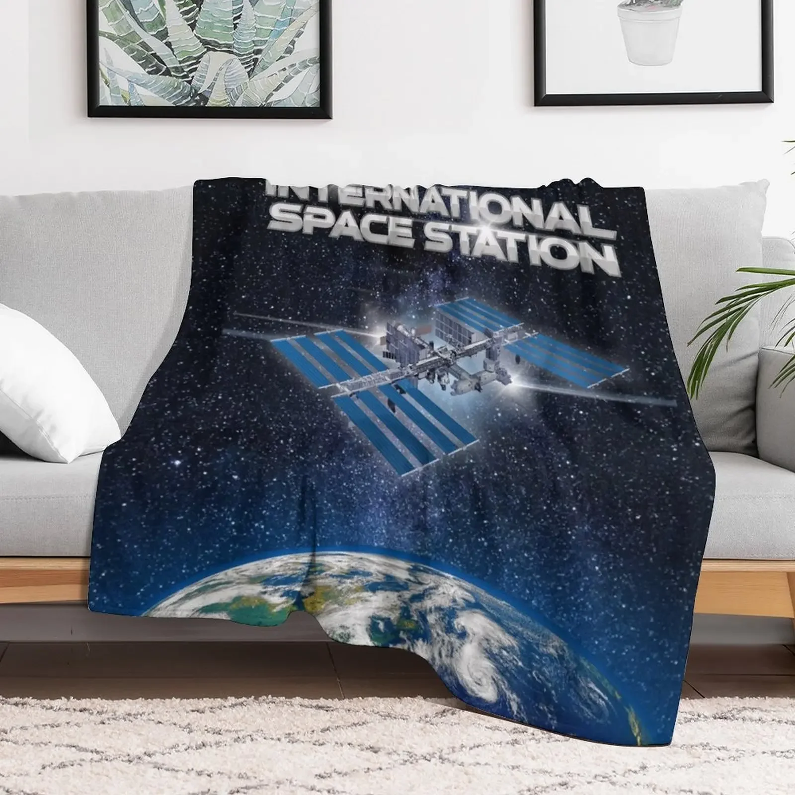 INTERNATIONAL SPACE STATION Throw Blanket