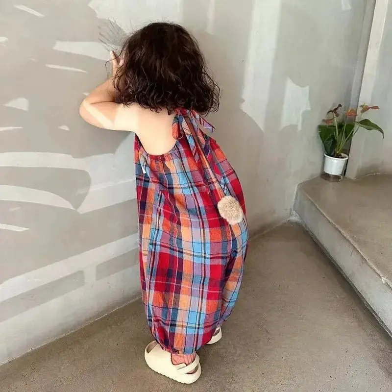 

Kid Overall 2024 South Korea Fashion Children Jumpsuit Summer New Fashion Cute Plaid Tail Plaid Suspenders Wide Leg Pants