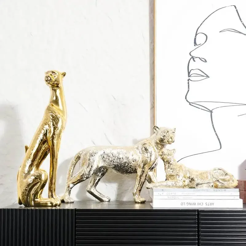 Resin Handicrafts Simulation Animal Sculpture Golden Leopard Cheetah Spotted Leopard Home Decoration Accessories