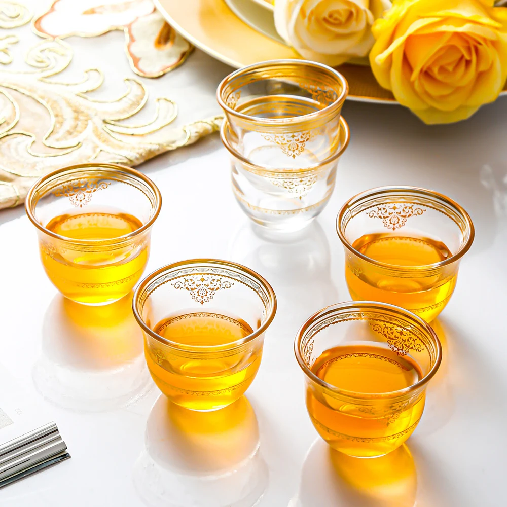 كوب شاي زجاجي على الطراز الشمالي من Ins، كوب ضوء القمر الذهبي الفاتح، كوب زجاجي خالي من الرصاص بختم ساخن، كوب شاي أسود تركي عتيق، 6 قطع