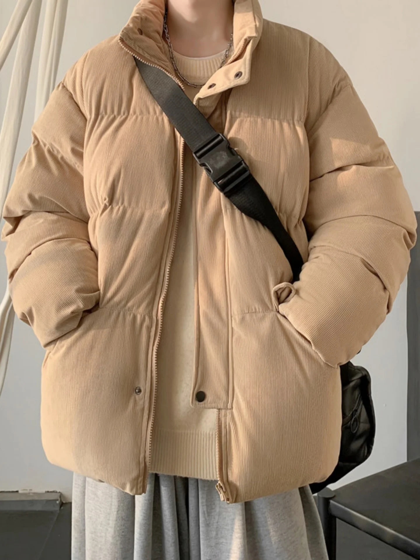 

Men's Thickened Corduroy down Jacket Winter Warm Fleece Lined Standard Fit Zipper Closure Casual Style Fashion Brand Cotton Coat