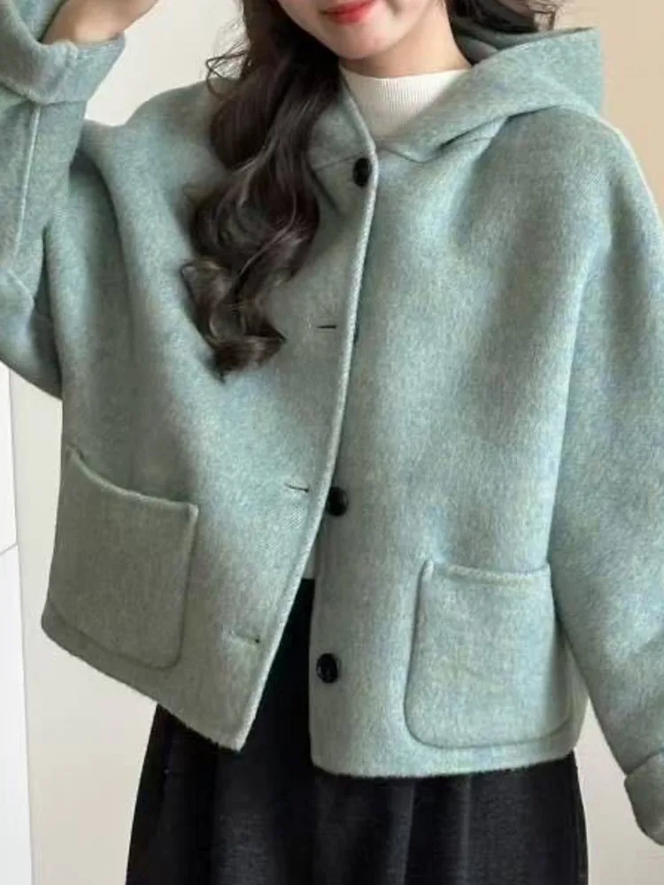 ZMEENNA Lässige kurze lila Kapuzenjacke für Damen mit Knopfleiste vorne und großen aufgesetzten Taschen, Herbst-Winter-Oberbekleidung ZM3714