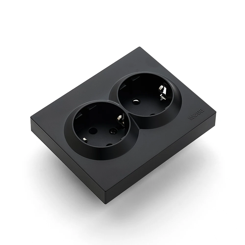 Black Wall Embedded…