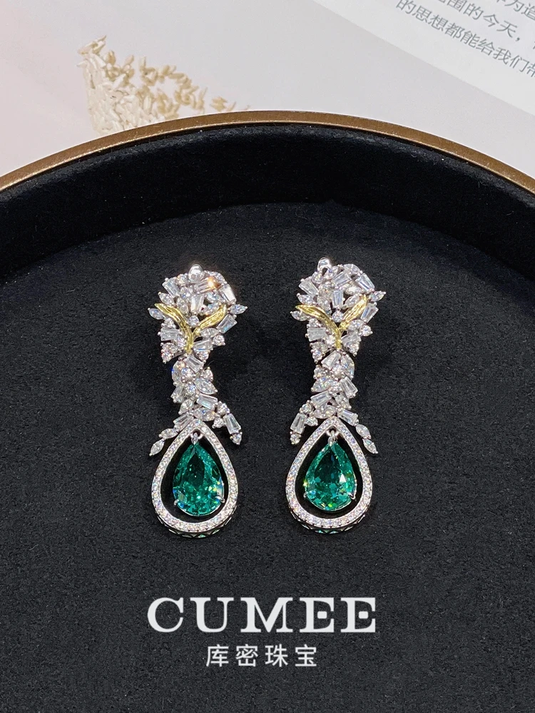 CUMEE الأزياء الأوروبية والأمريكية قطرات الماء الاصطناعية Paraiba الأخضر الأقراط النساء. الذهب المطلي بالفضة