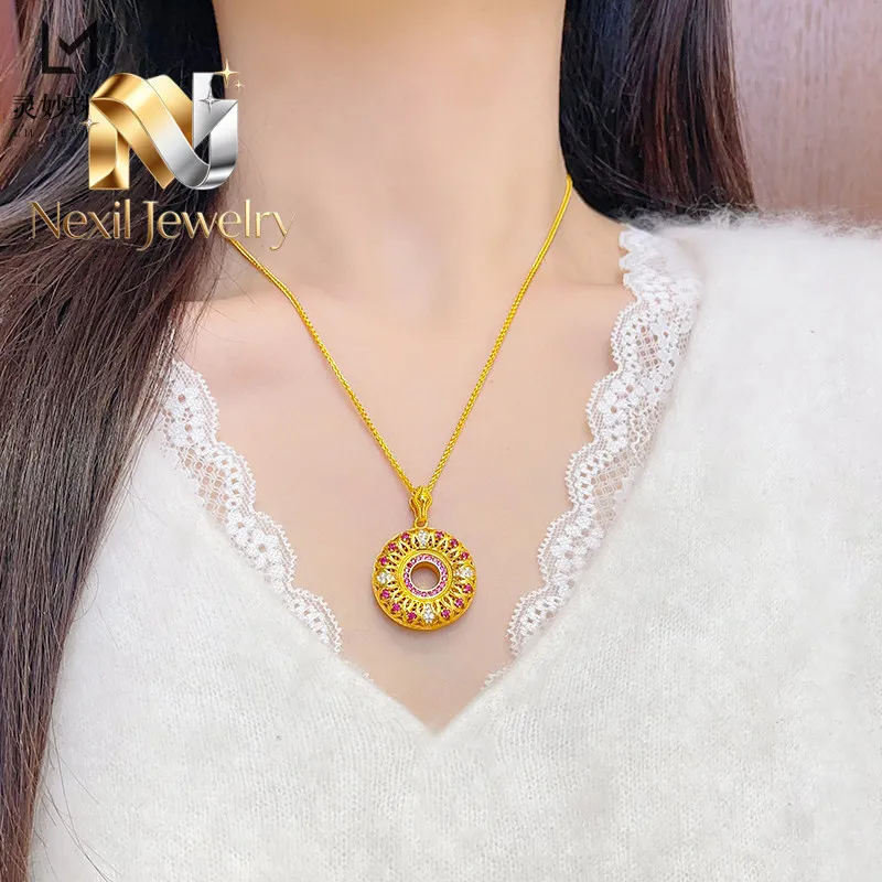 

Nexil Jewelry Nexil Jewelry Hollow Peace Buckle Clavicle Chain Women's 24K Gold AU999 - Clavicle-friendly chain fit, no disco