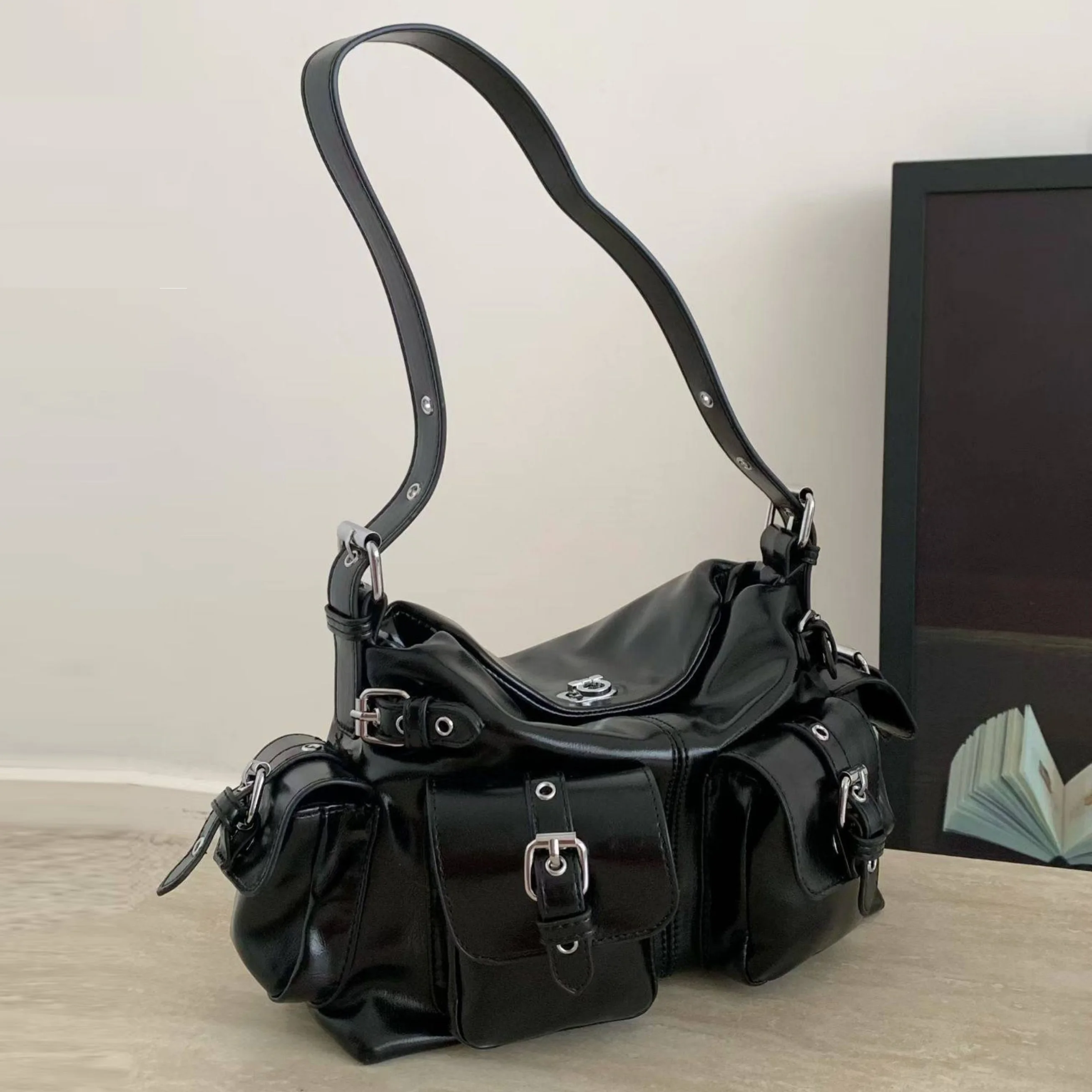 Multi-pocket Shoulder Bag for Women Spice Girls Moto-styled ladies Handbag Street Hip Hop Female Armpit bag Large capacity totes