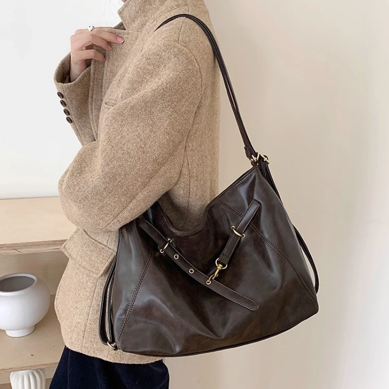 

Fall Winter Maillard Retro Backpack for Women Fashion Belt Design PU Tote Shoulder Bags Casual Large Capacity Purse Handbags