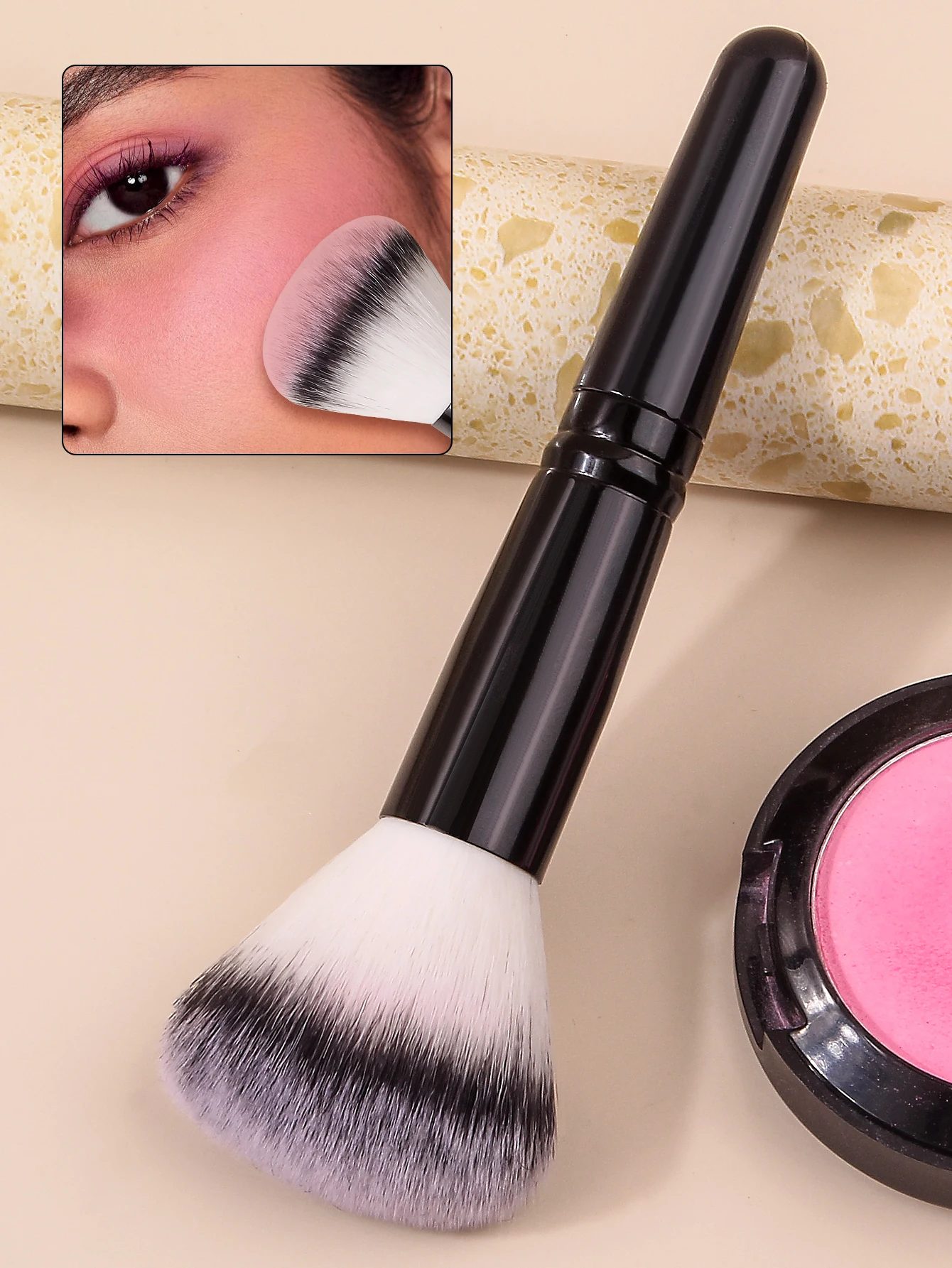 1PC Carrot Blush & Nail Brush - Multi-Use Nylon Bristles for Face/Makeup/Dust, Portable Travel Beauty Tools