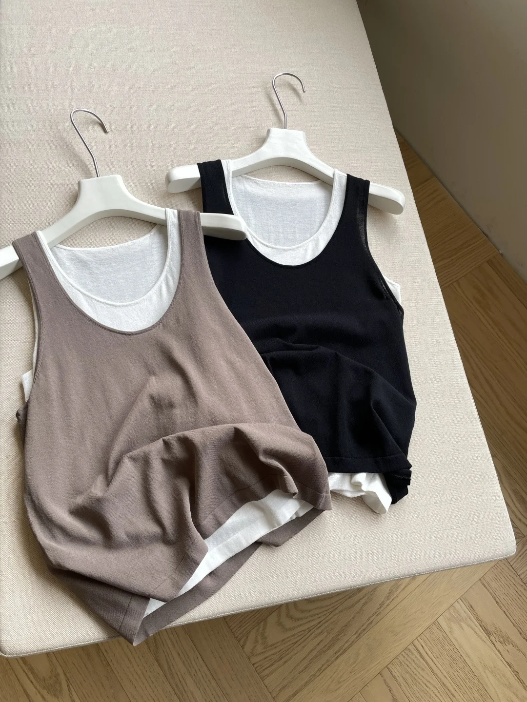 2026ss summer luxury women casual high quality fake two piece vest ladies fashion chic camis tops 2 color