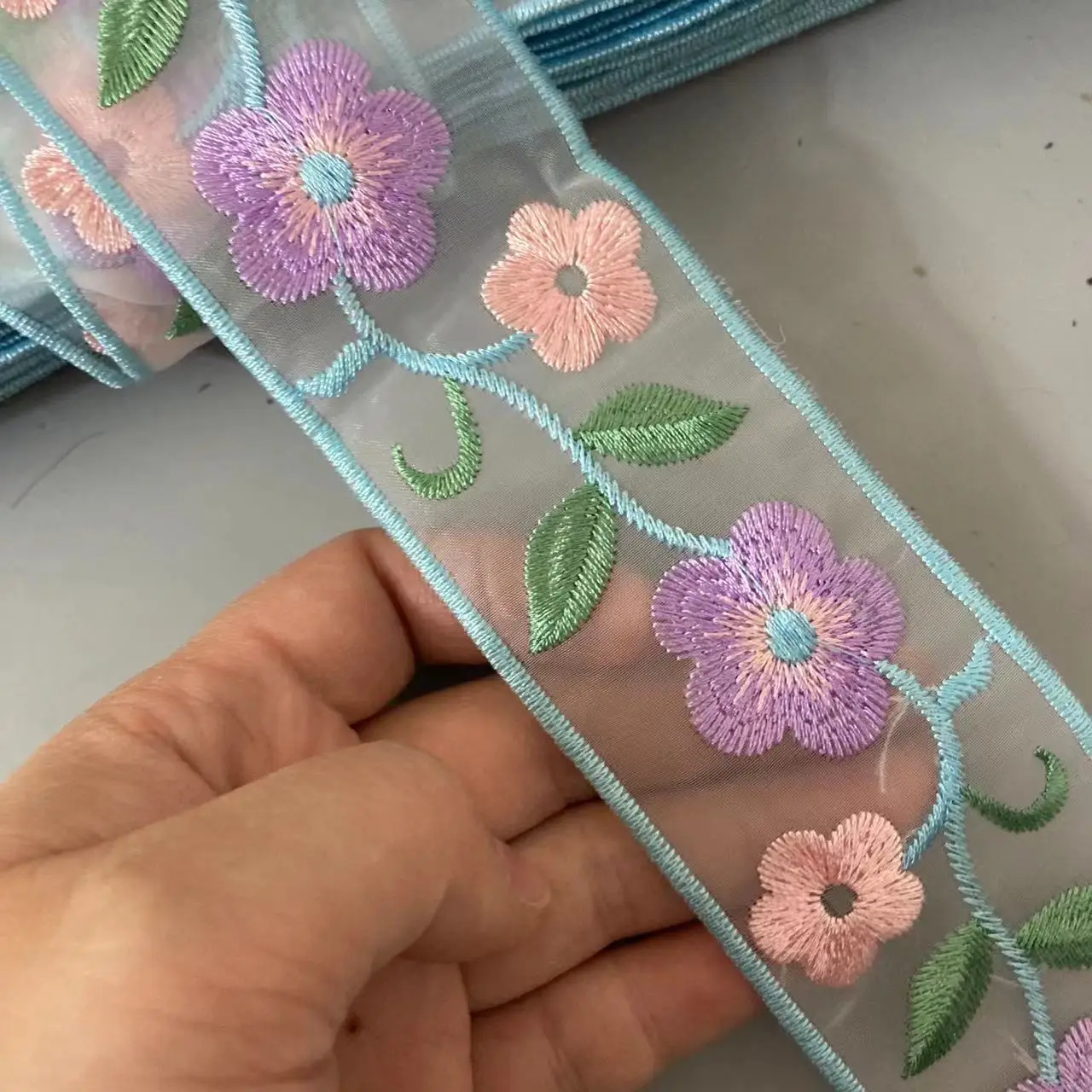 

1 Yards Blue Pink 4.6cm C17 Vintage Ethnic Lace Gold Strand Thread Embroidery Bar Code Sequin Embroidered Garment Accessories